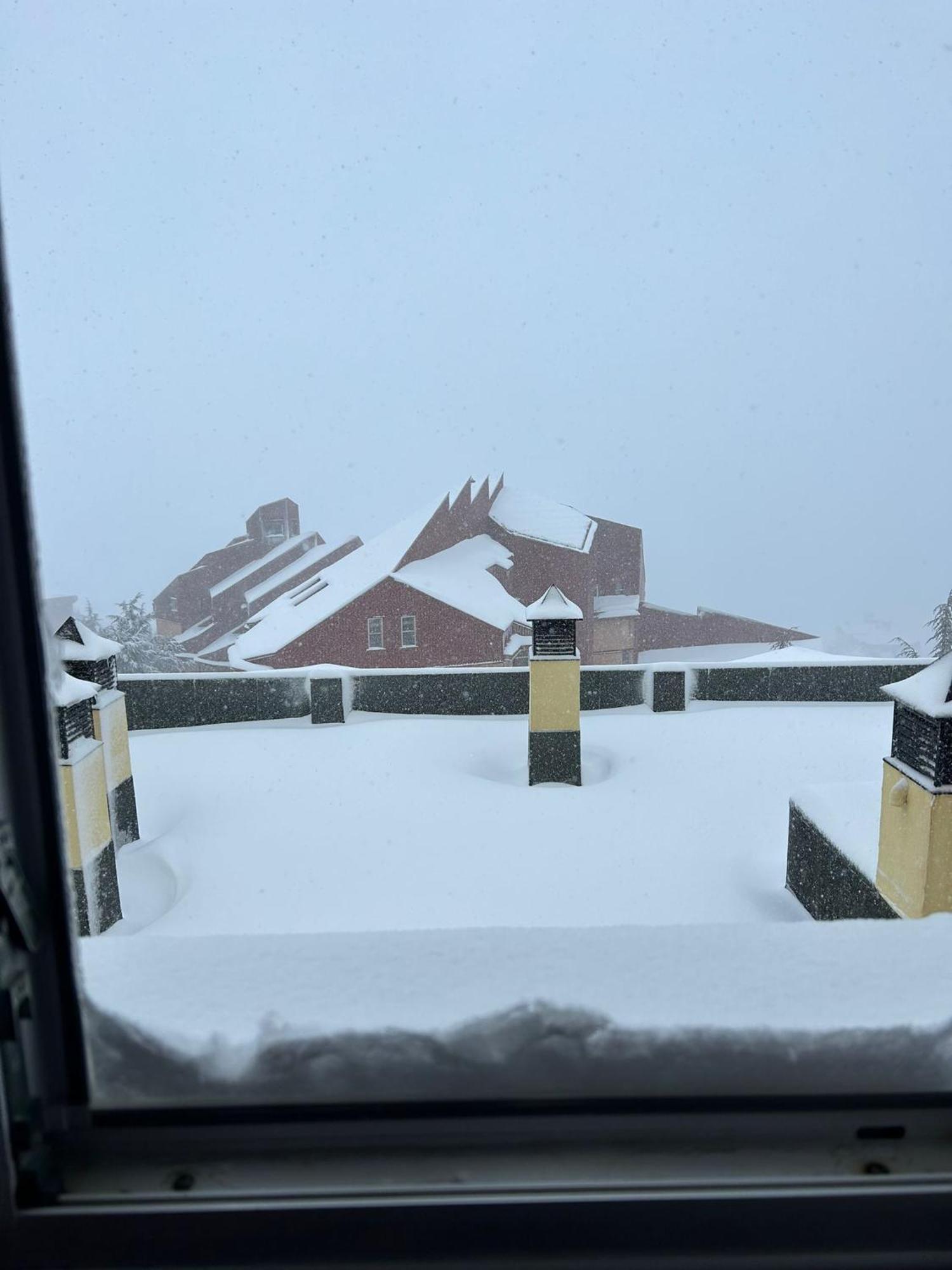 Apartamento Estudio En Sierra Nevada Con Garaje Incluido Esterno foto